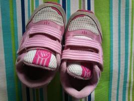 Tenisky adidas (3/3)