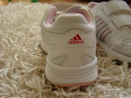 Adidas botasky (2/4)