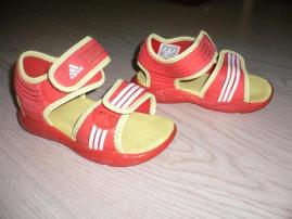 Sandálky Adidas (1/2)