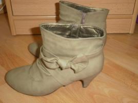 Krasne hnede cizmicky (1/1)