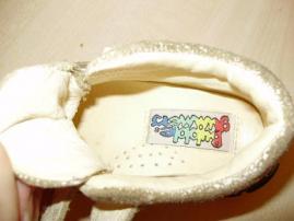 Clenkove topanky zachoval (3/4)