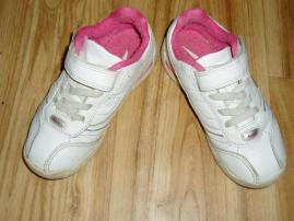Nike (2/3)