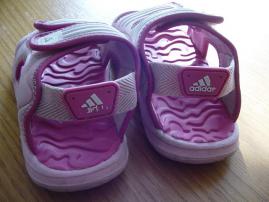 Sandálky adidas (2/4)