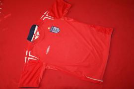 Peknučký dres umbro (1/4)