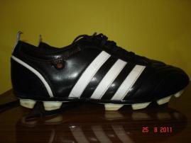 Kopačky Adidas (3/4)