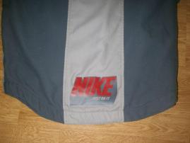 Prechodná bunda nike (4/4)