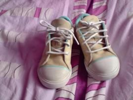 Tenisky Nike (2/4)