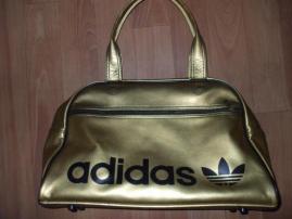 Zlata kabelka Adidas (1/4)