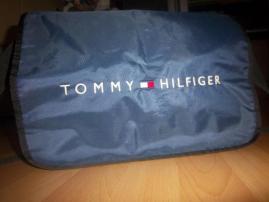 Tommy hilfiger (3/4)