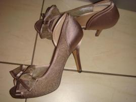 Spolocenske saty (3/4)