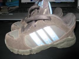 Adidas botasky (1/2)