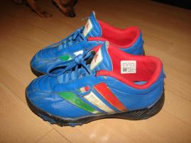 Tenisky adidas (1/4)
