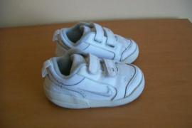Tenisky nike (1/3)