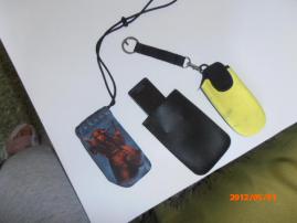 3x puzdro na mobil (2/4)