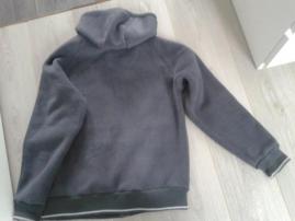 Bunda Lonsdale (2/3)