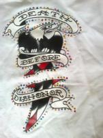 Mikina ed hardy (1/4)