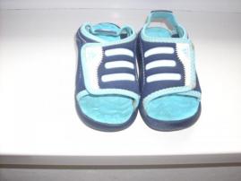 Adidas 23 (1/4)