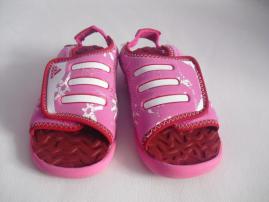 Sandálky adidas (2/4)