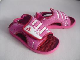 Sandálky adidas (4/4)