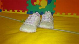 Skechers tenisky (3/4)