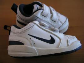 Malinké tenisky nike (1/4)