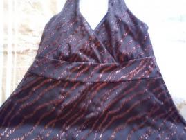 Hnedy top s trblietkami (2/4)