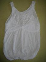 Pekny biely top (2/3)