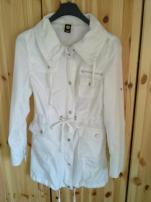 Biely plast (2/4)