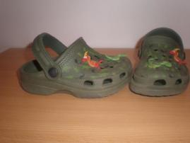 Zelené crocsy (2/2)