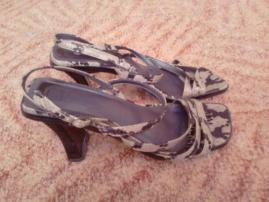 Sandalky 35/36 (3/4)