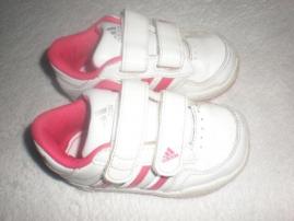 Adidas botasky, tenisky (3/3)