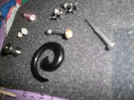 Piercing (2/2)