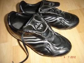 Kopačky adidas (1/3)