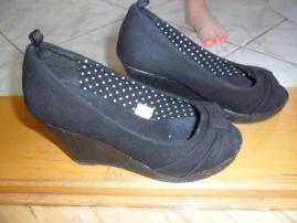 Cierne platformy (1/4)