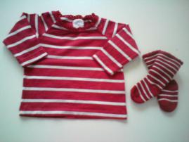 Tričko h&m+ponožky gr (1/3)