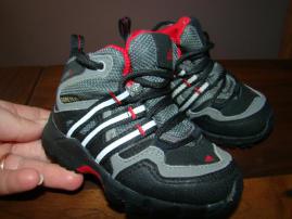 Adidas vysoke botasky 20 (1/4)