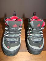 Adidas vysoke botasky 20 (2/4)