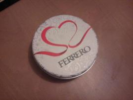 Darčekova krabica ferero (1/1)