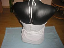 Biely top (2/3)