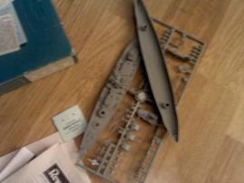 Plastikový model lode (3/4)