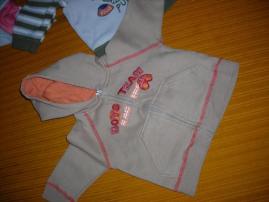Mikinka (1/1)