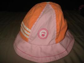 Klobúčik Adidas (1/2)
