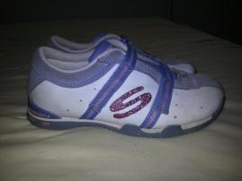 Tenisky Skechers (2/3)