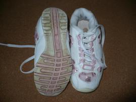 Tenisky hello kitty (2/3)