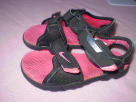 Sandalky nike (2/3)