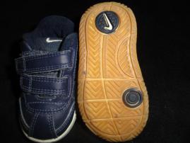 Tenisky nike (2/4)