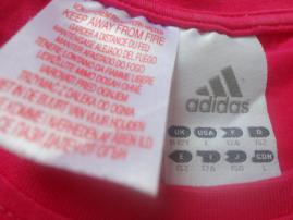 Cyklamenové tričko adidas (3/3)