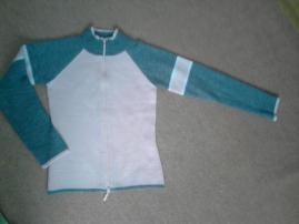 Krásny svetrík s/m (2/3)