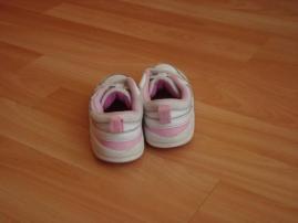 Tenisky nike (2/3)