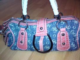 Orig. kabelka Guess (1/3)